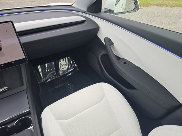 Used 2025 Tesla Model 3 Long Range image 12