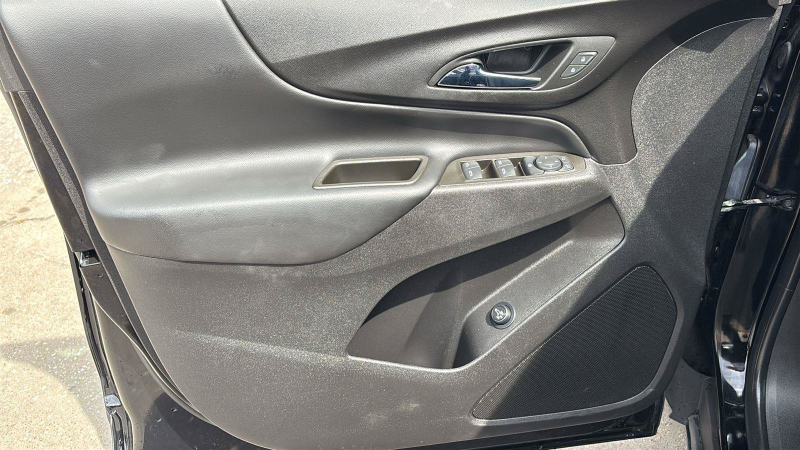 Certified 2023 Chevrolet Equinox LT FWD image 14