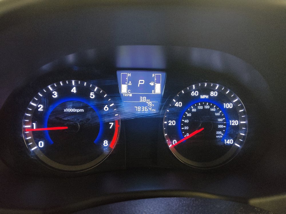 Used 2015 Hyundai Accent GLS FWD image 23