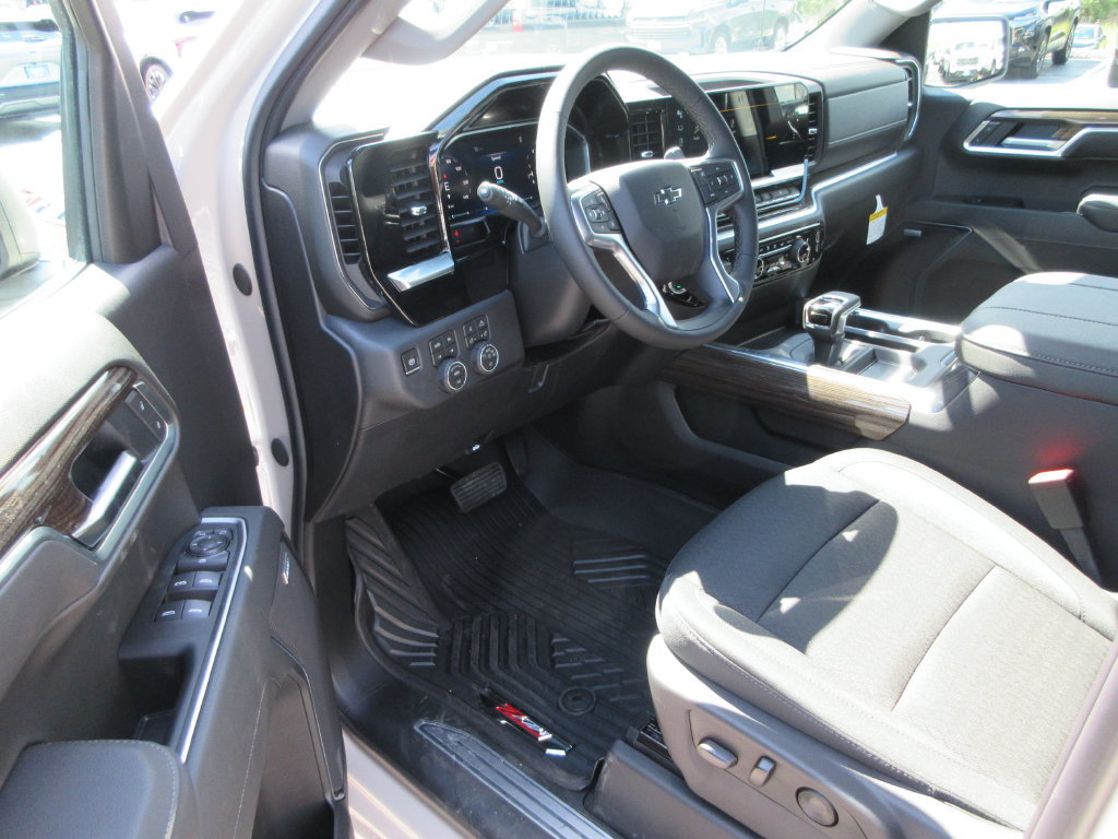 New 2026 Chevrolet Silverado 1500 RST AWD/4WD image 15