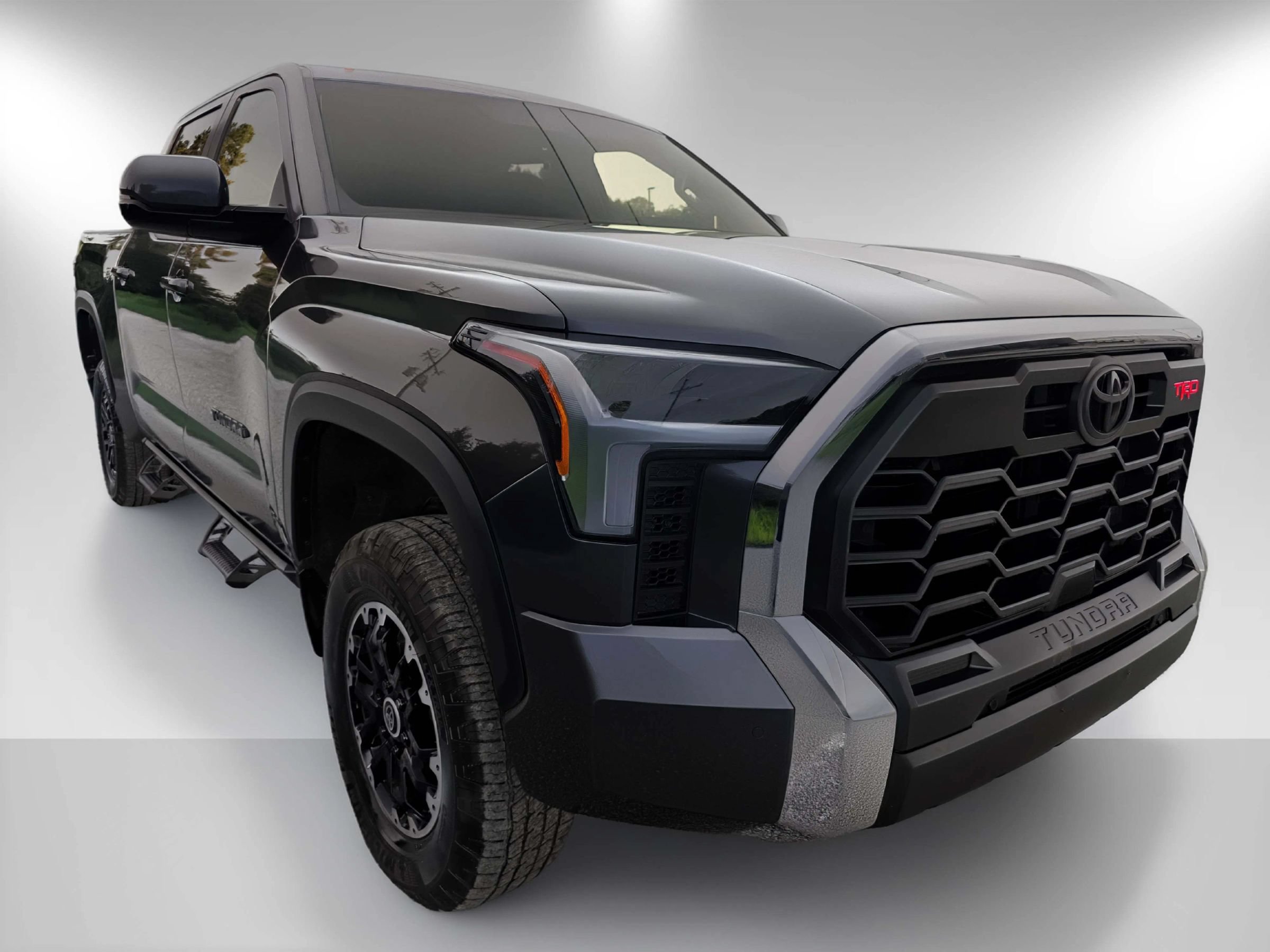 Used 2024 Toyota Tundra SR5 w/ TRD Off-Road Premium Package AWD/4WD image 4