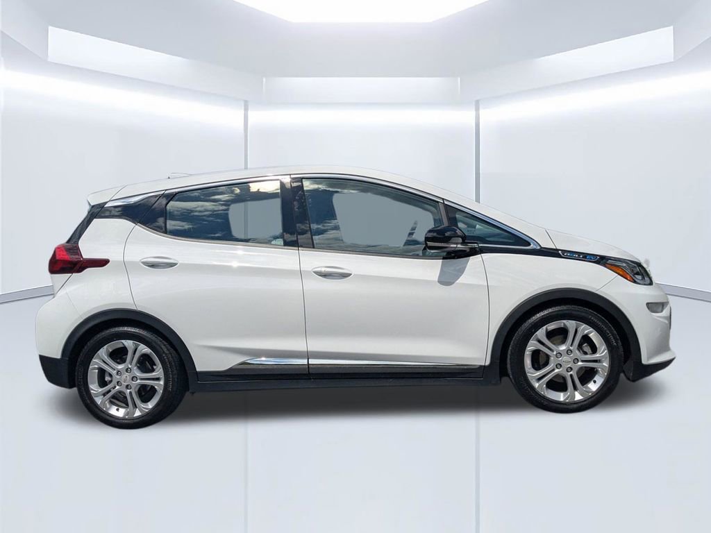 Used 2021 Chevrolet Bolt LT FWD image 3