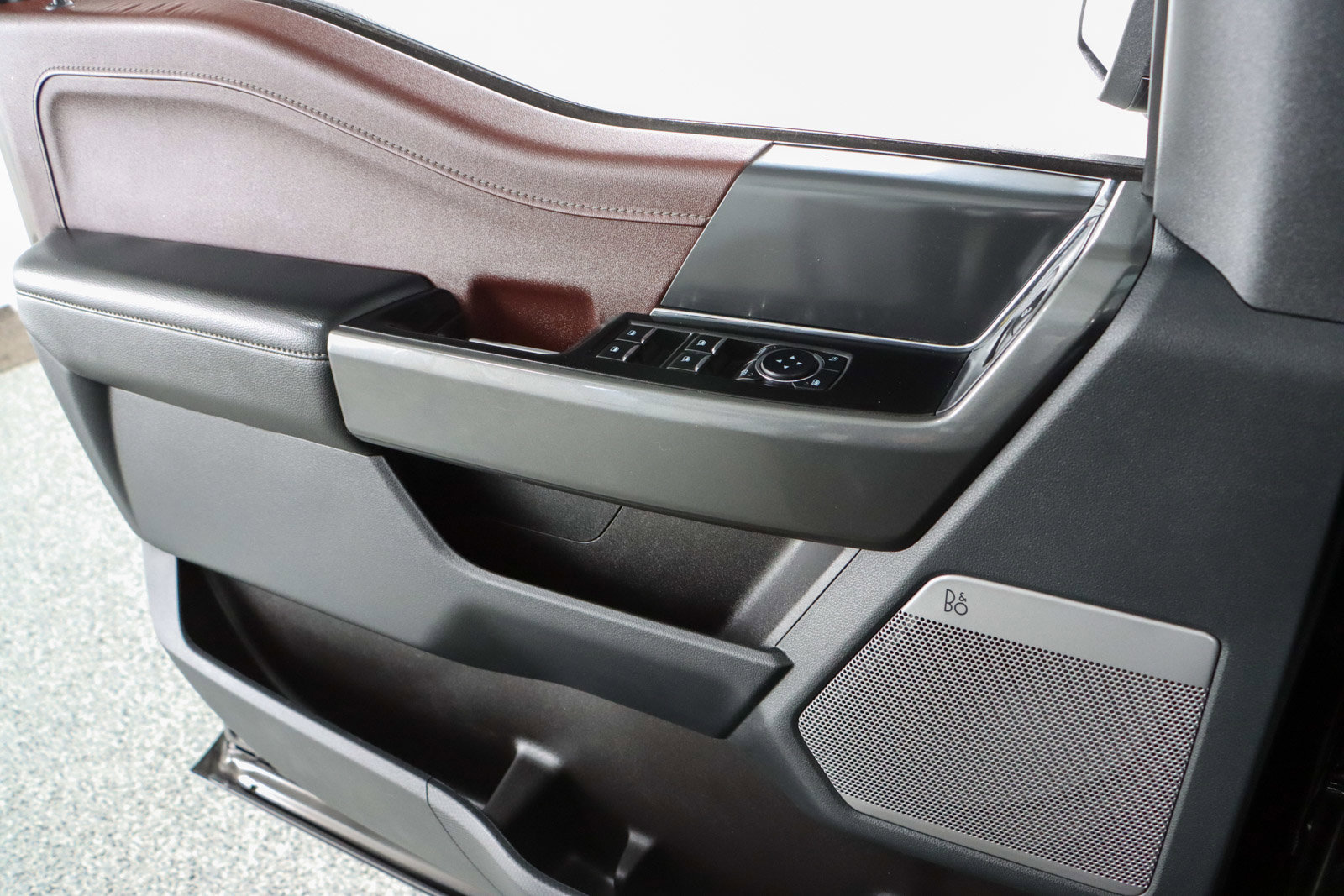 Used 2023 Ford F150 Lariat w/ Equipment Group 502A High image 24