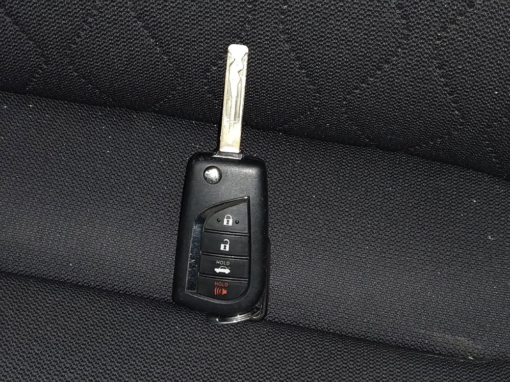 Used 2024 Toyota Corolla LE FWD image 32