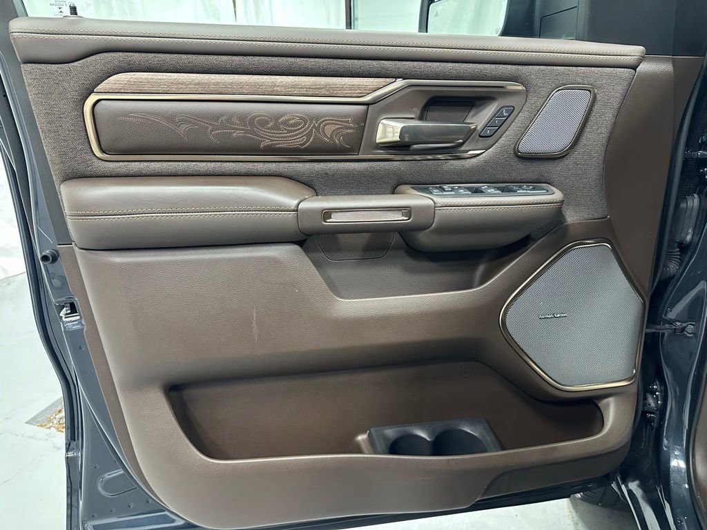Used 2026 RAM 1500 Limited AWD/4WD image 8