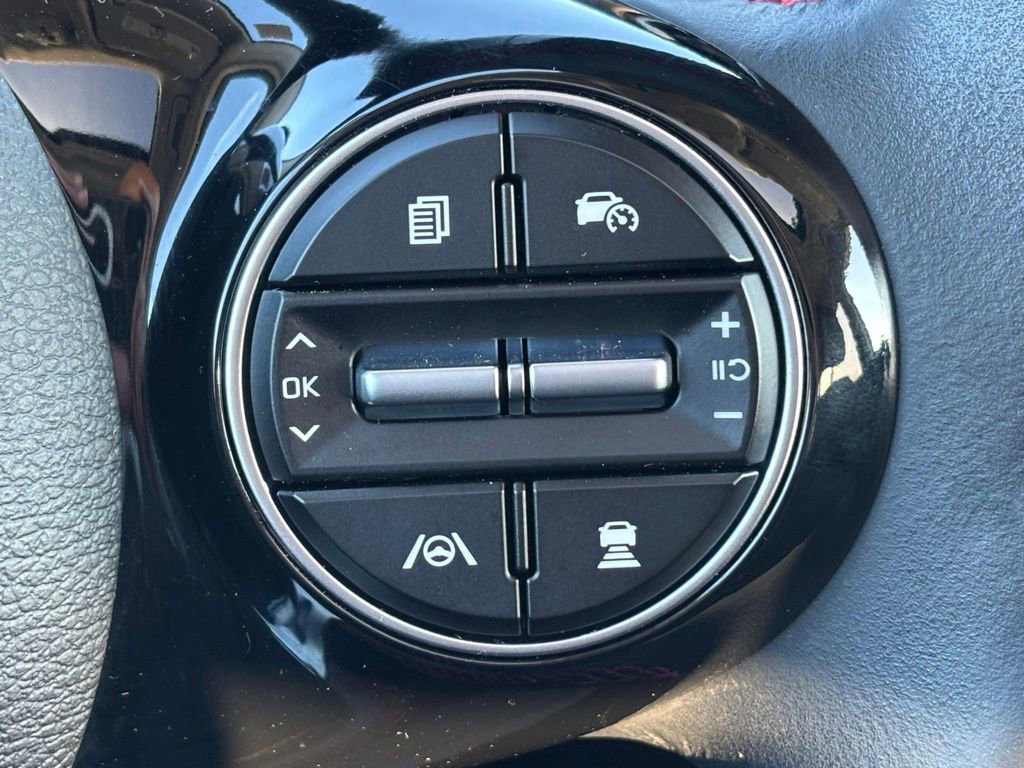 Used 2023 Kia Soul GT-Line w/ GT-Line Technology Package image 25
