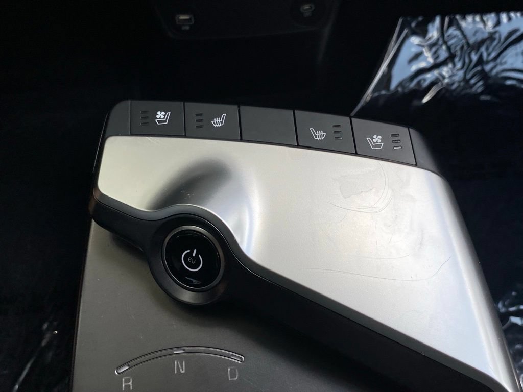 Used 2023 Kia EV6 Wind w/ Wind Technology Package RWD image 30