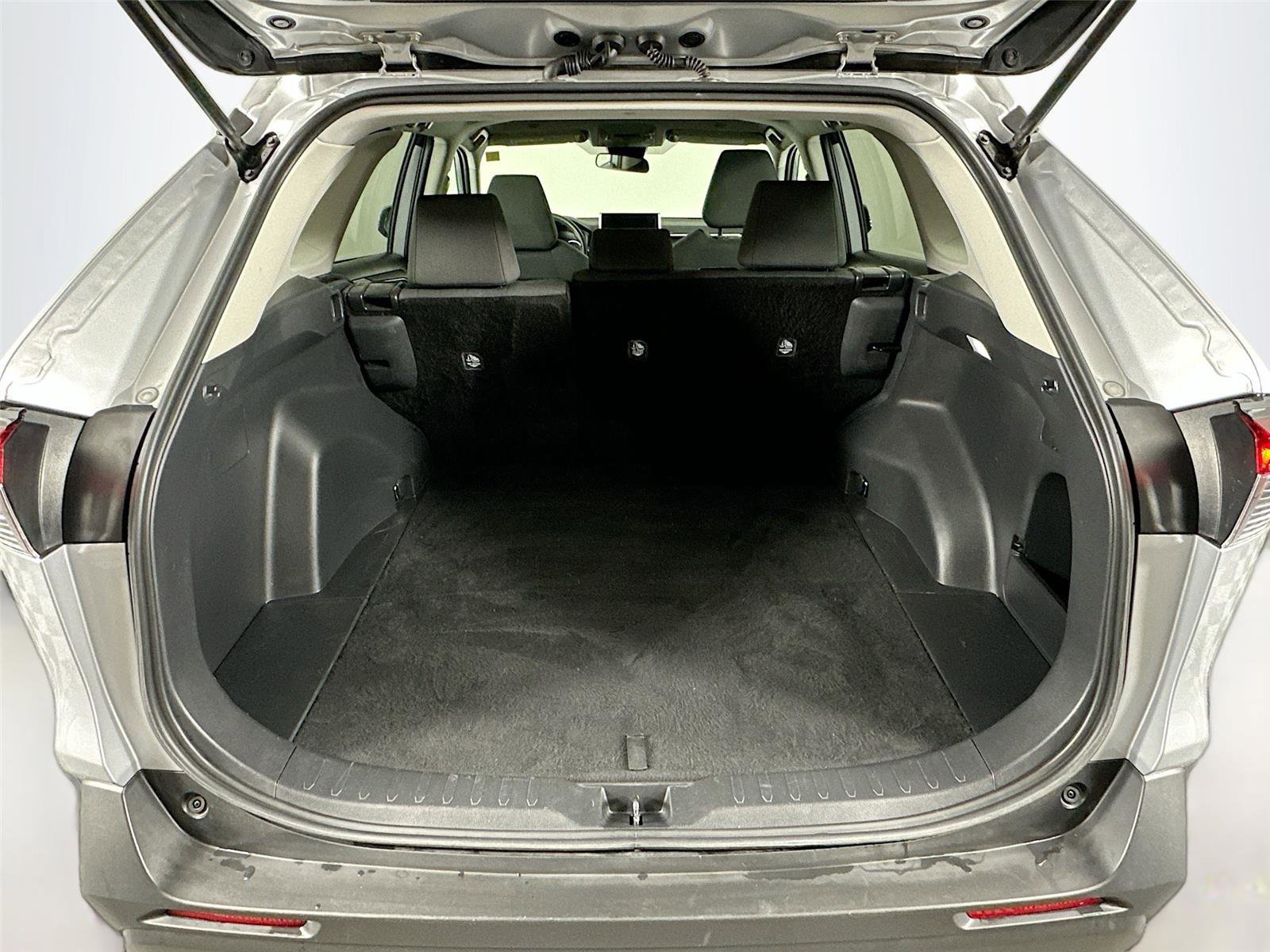 Certified 2025 Toyota RAV4 XLE AWD/4WD image 24