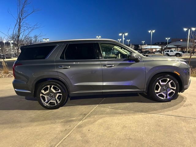Used 2024 Hyundai Palisade Limited image 9