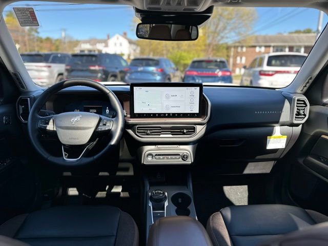 Used 2025 Ford Bronco Sport Outer Banks w/ Outer Banks Tech Package+ AWD/4WD image 17