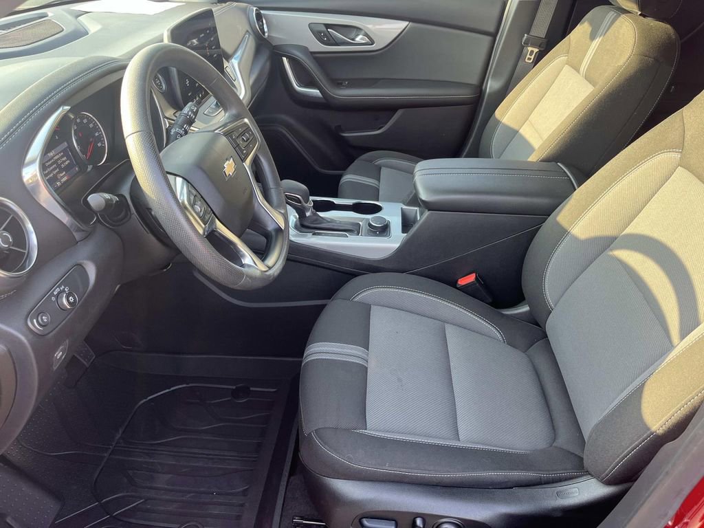 Certified 2024 Chevrolet Blazer LT w/ Convenience Package FWD image 11