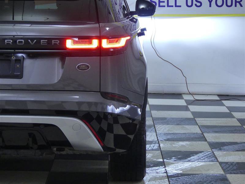 Used 2018 Land Rover Range Rover Velar R-Dynamic SE image 36
