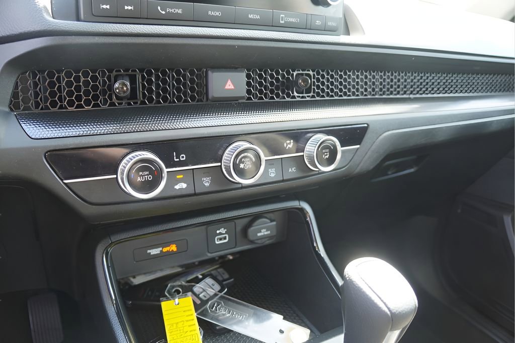 Certified 2025 Honda CR-V LX image 26