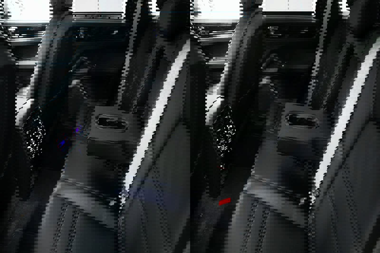 Certified 2023 Porsche Cayenne S Platinum image 28