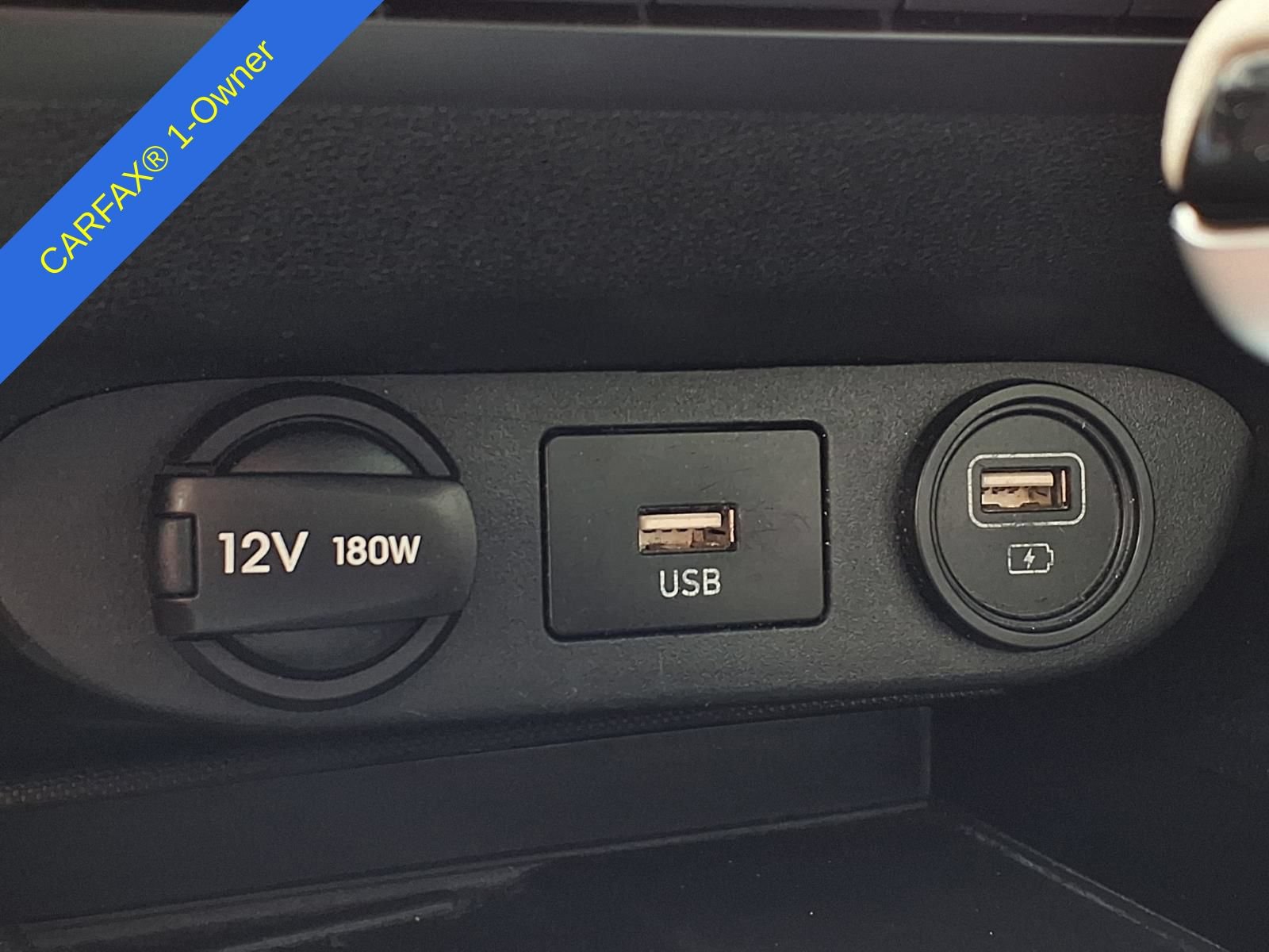 Used 2022 Hyundai Elantra Limited FWD image 26