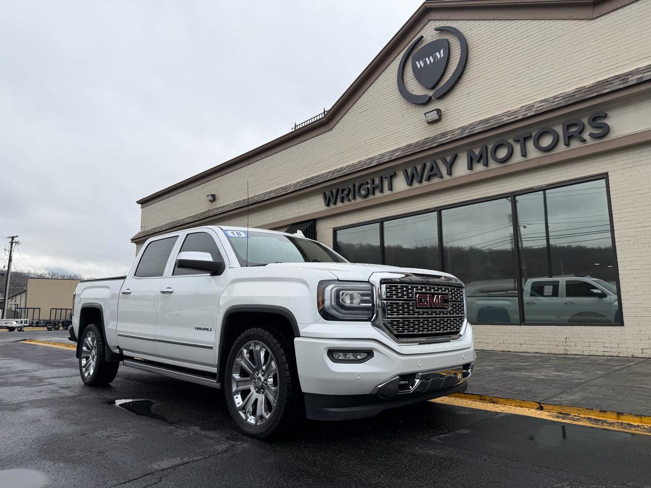 Used 2018 GMC Sierra 1500 Denali w/ Denali Ultimate Package image 1