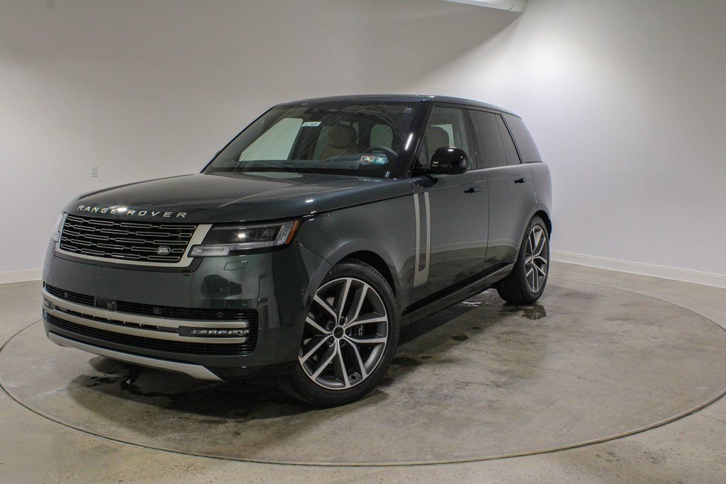 New 2026 Land Rover Range Rover SE image 1