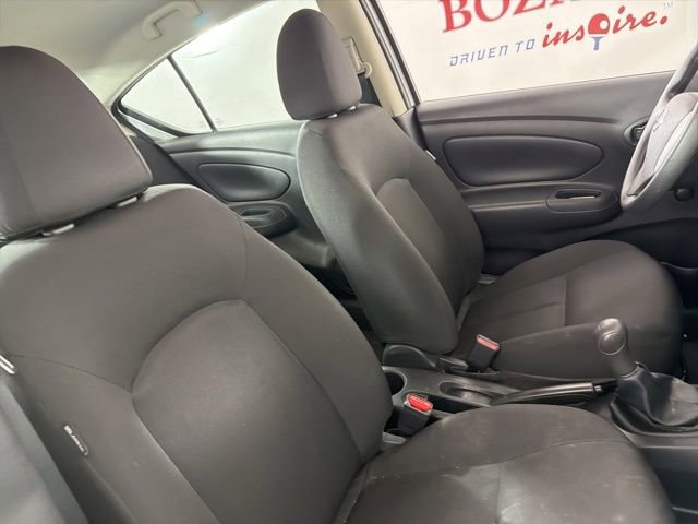 Used 2019 Nissan Versa S FWD image 16