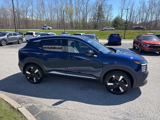 New 2026 Nissan Kicks SR w/ SR Premium Package AWD/4WD image 16