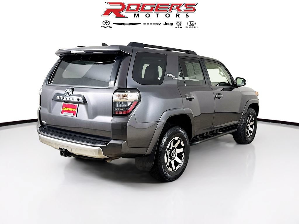 Certified 2019 Toyota 4Runner TRD Off-Road Premium AWD/4WD image 13