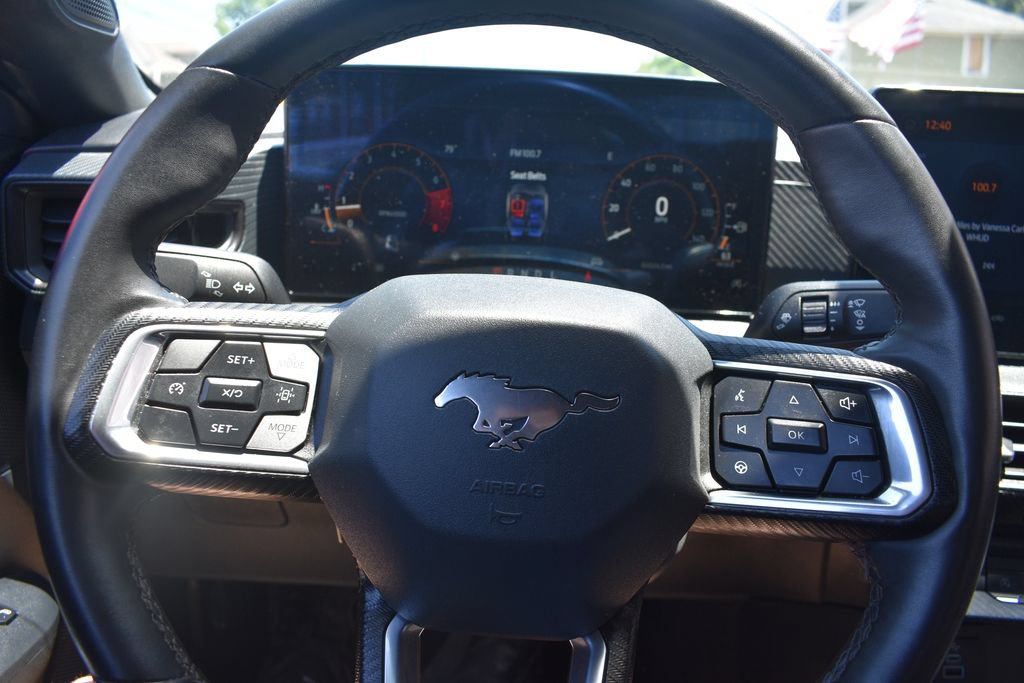 Used 2024 Ford Mustang Convertible RWD image 20