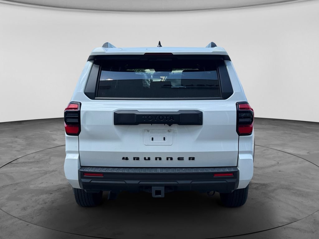 Used 2025 Toyota 4Runner SR5 AWD/4WD image 8