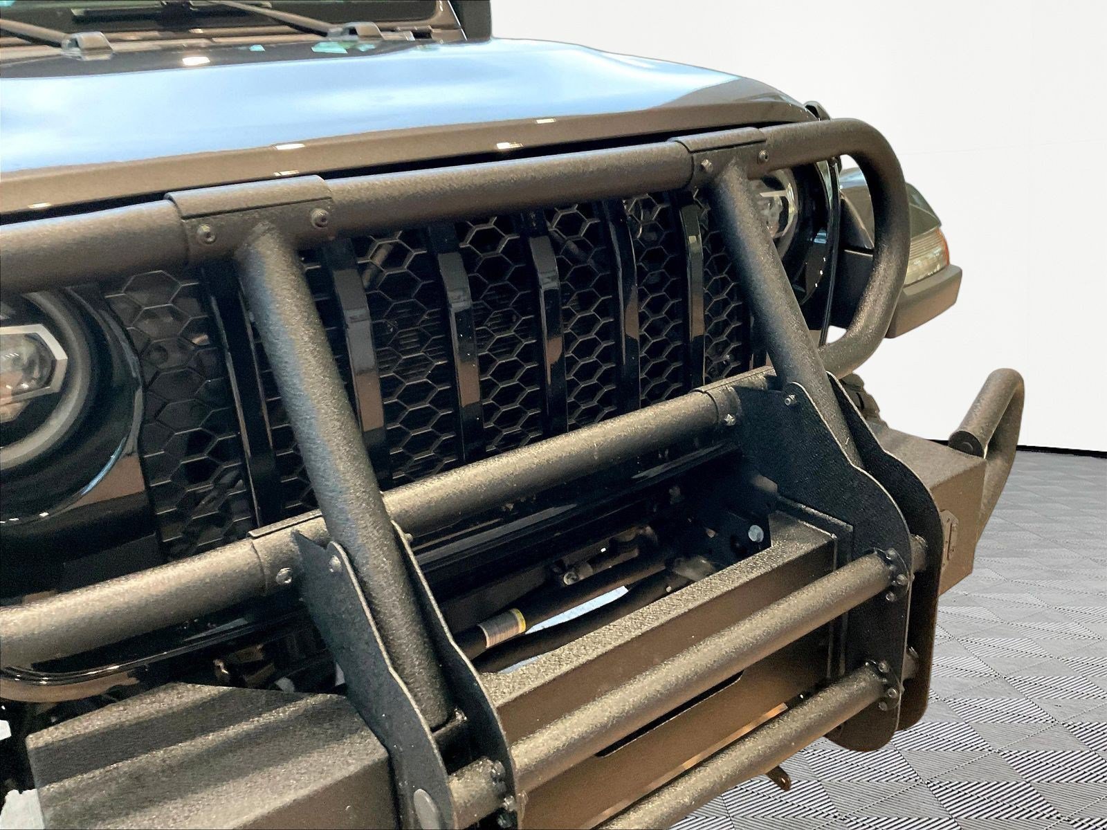 Used 2023 Jeep Gladiator Sport AWD/4WD image 31