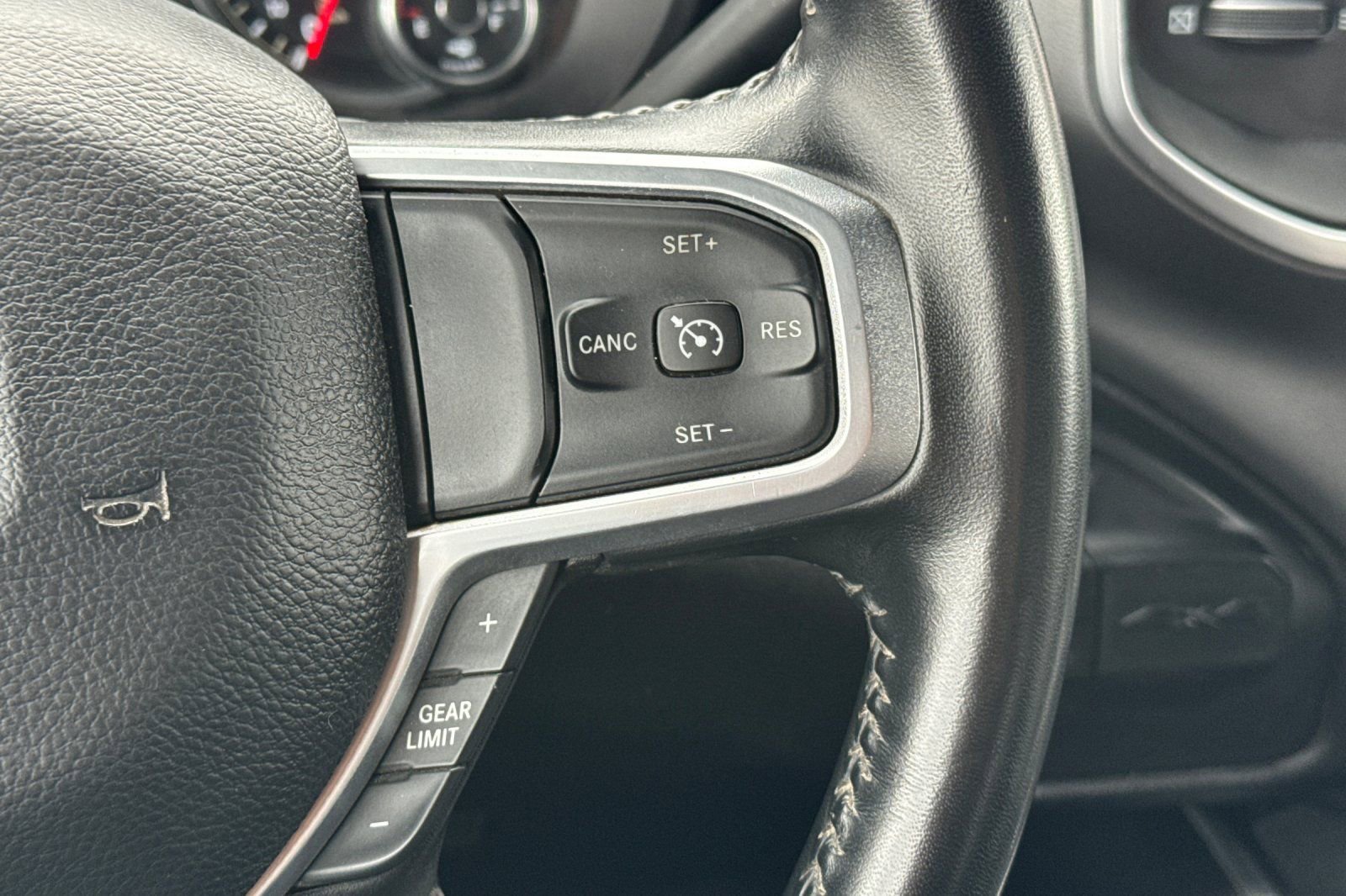 Used 2024 RAM 2500 Big Horn w/ Off Road Package AWD/4WD image 36