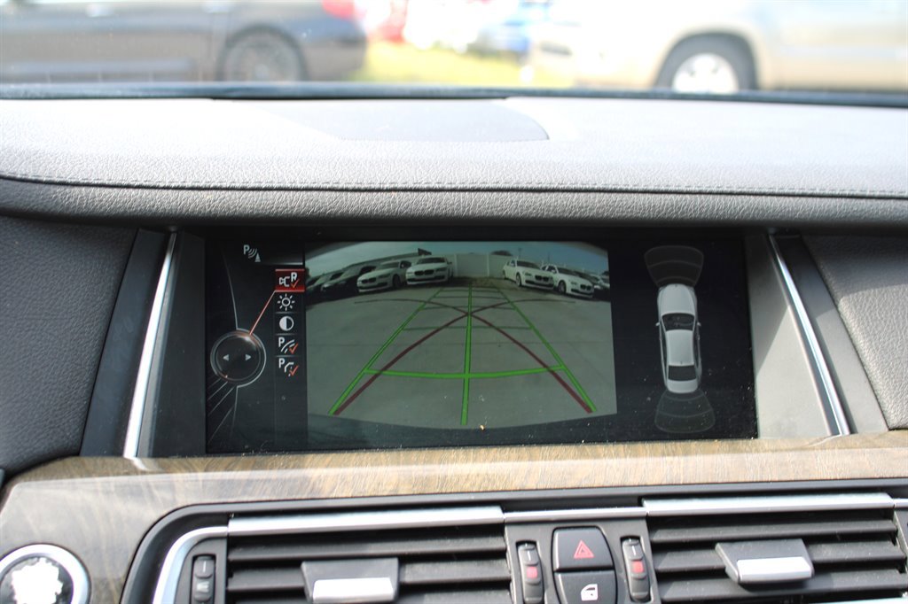 Used 2014 BMW 740Li image 26