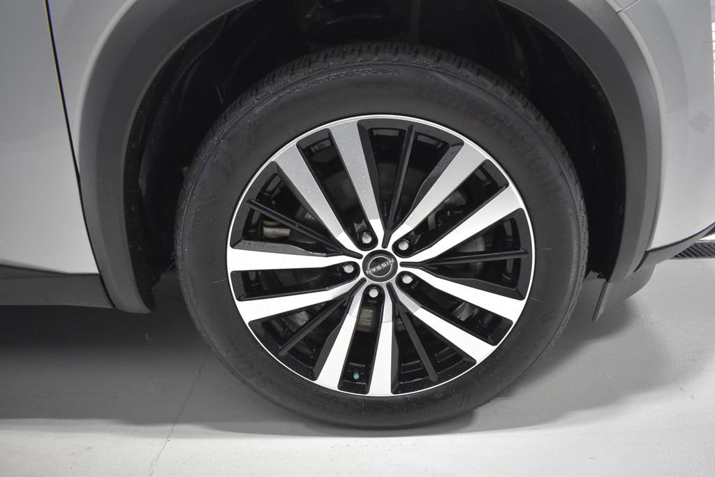 Certified 2023 Nissan Pathfinder Platinum w/ Cargo Package image 10