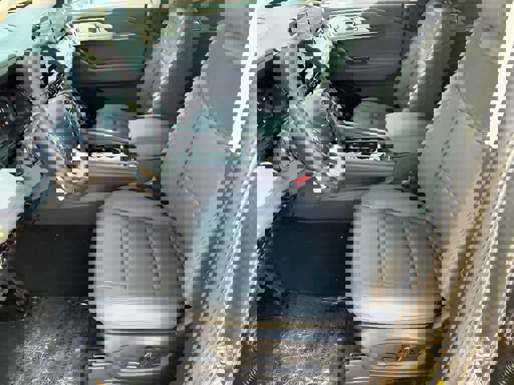 New 2026 Ford Explorer Active w/ Active Comfort Package image 10