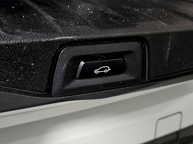 Used 2022 BMW X5 sDrive40i w/ M Sport Package RWD image 33