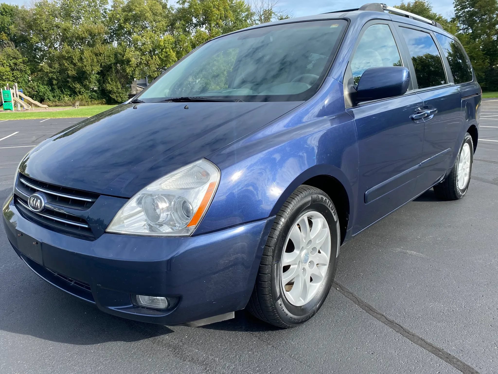 Used 2007 Kia Sedona EX w/ PWR Pkg FWD image 1