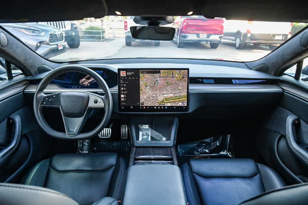 Used 2023 Tesla Model S AWD/4WD image 16