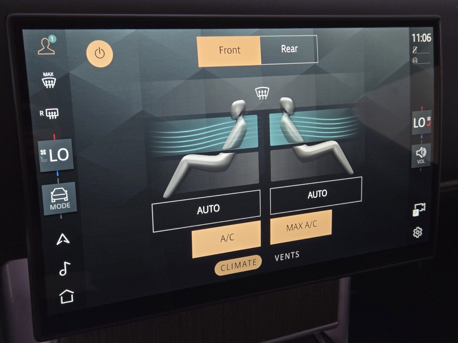 New 2025 Land Rover Range Rover Long Wheelbase SE image 29