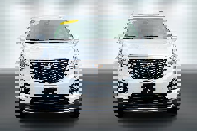 Used 2022 Cadillac XT5 Premium Luxury image 2