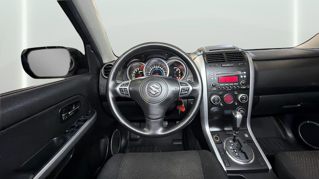 Used 2010 Suzuki Grand Vitara Premium image 16