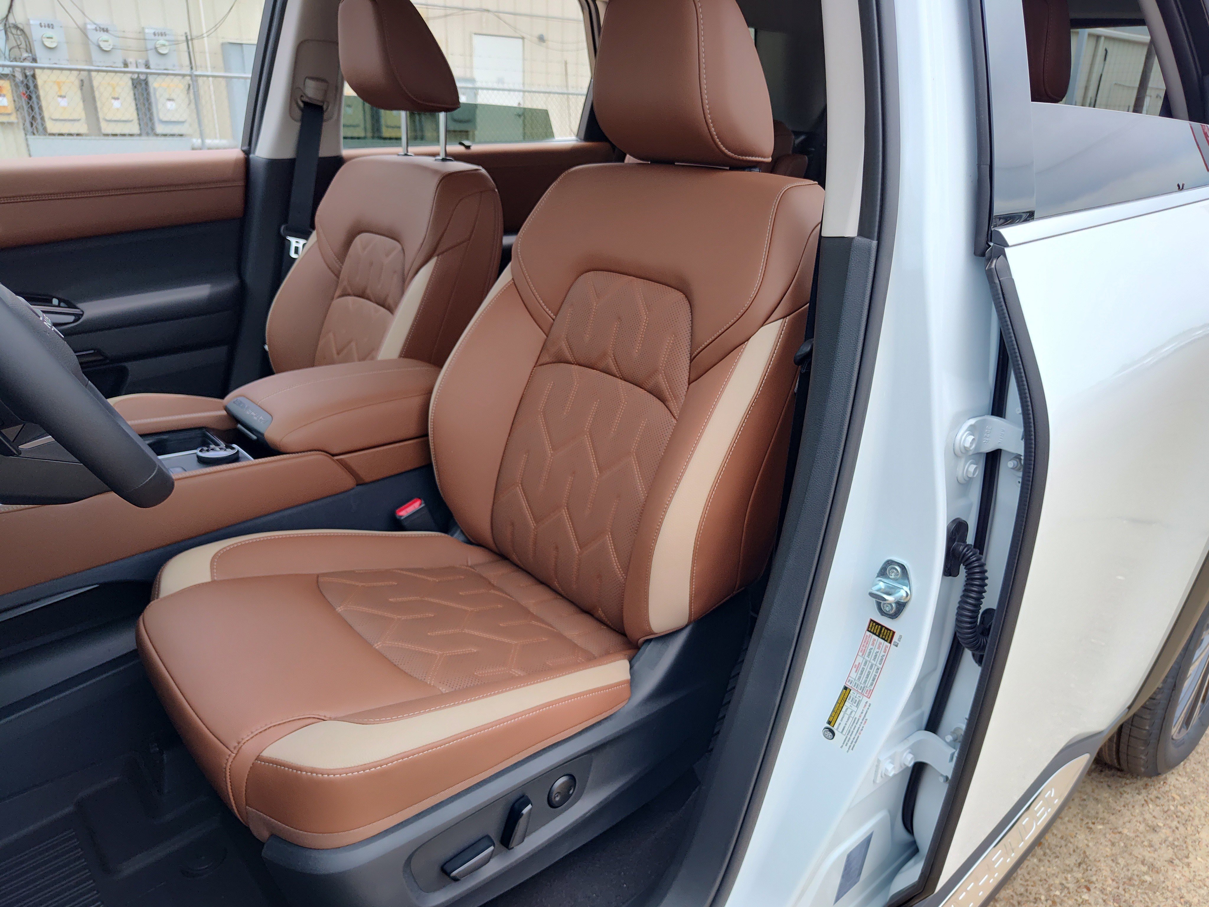 New 2026 Nissan Pathfinder Platinum AWD/4WD image 7