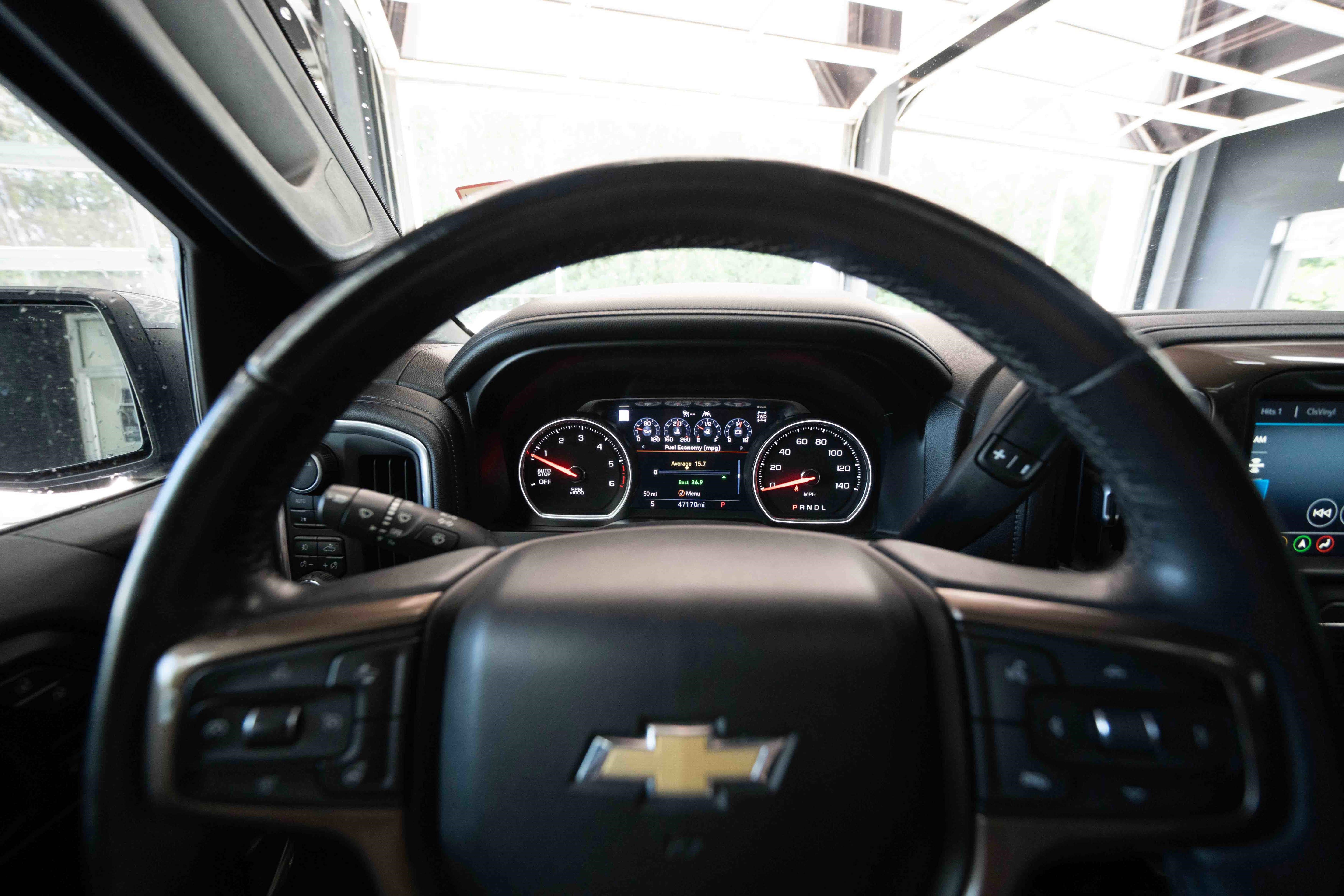 Used 2021 Chevrolet Silverado 1500 High Country w/ Technology Package AWD/4WD image 15