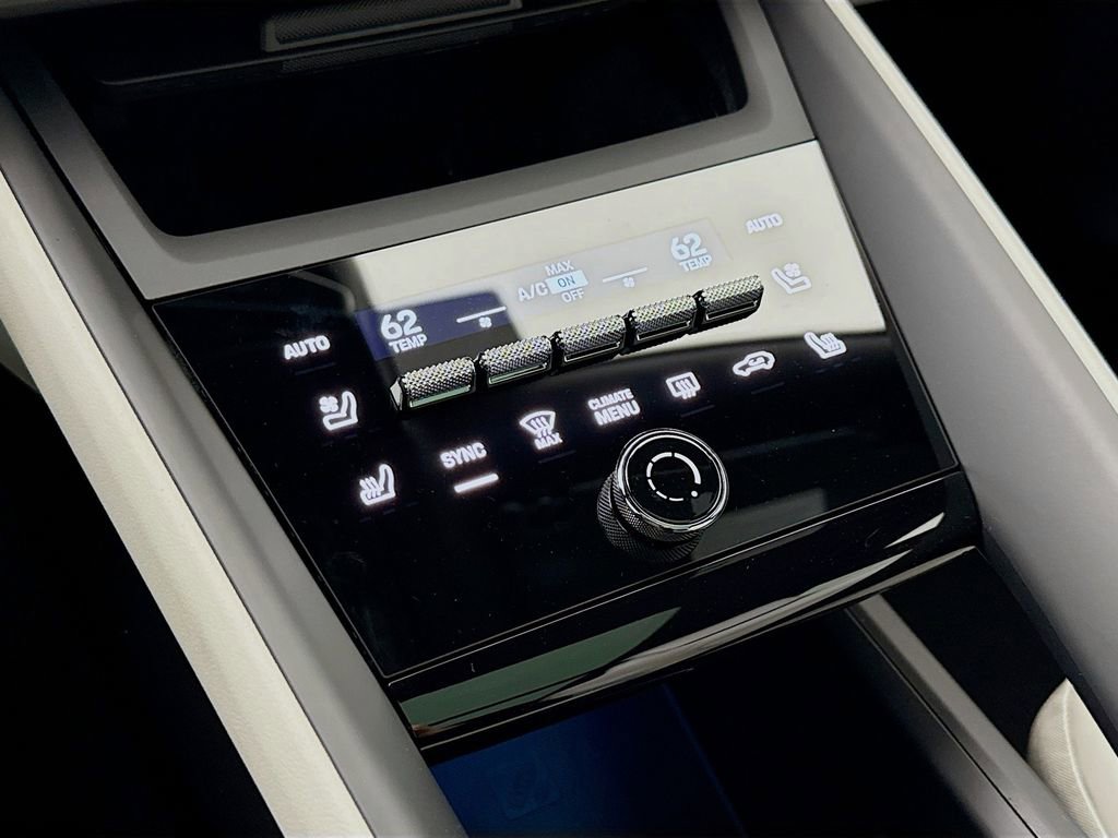 New 2026 Porsche Macan Electric image 22