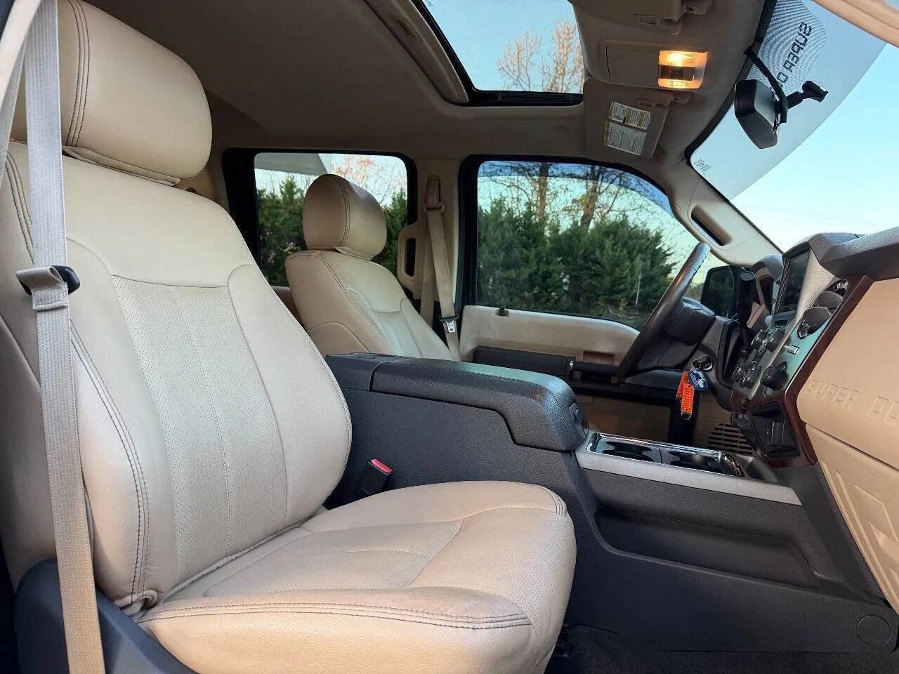 Used 2015 Ford F450 Lariat w/ Lariat Ultimate Package image 21