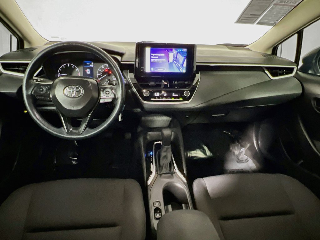 Used 2025 Toyota Corolla LE FWD image 25