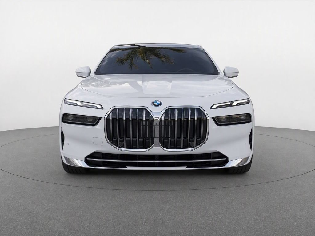 Certified 2024 BMW i7 eDrive50 RWD image 2