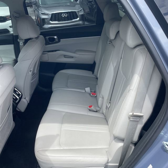 Used 2023 Kia Sorento S w/ Panoramic Sunroof Package image 12