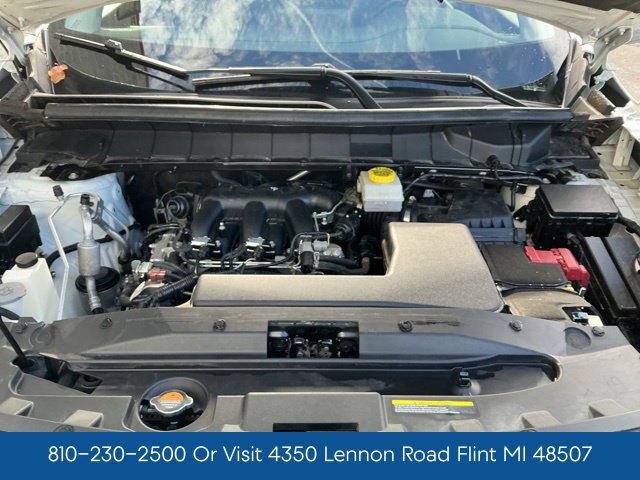 Used 2024 Nissan Pathfinder SV FWD image 28
