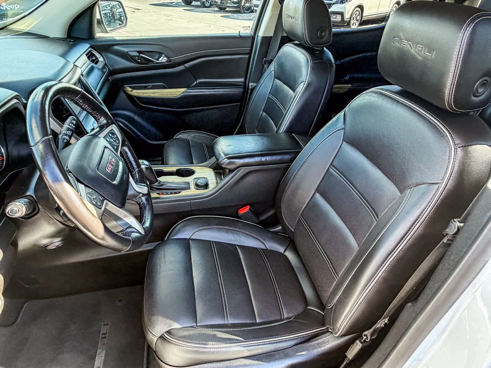 Used 2019 GMC Acadia Denali w/ Technology Package image 17