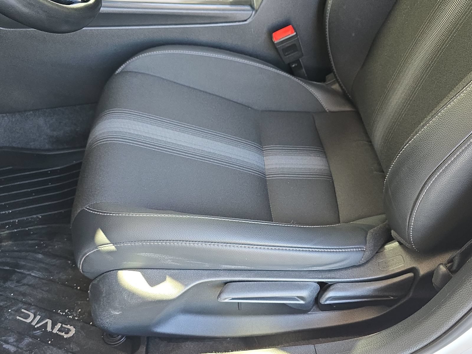 Certified 2024 Honda Civic Sport image 26
