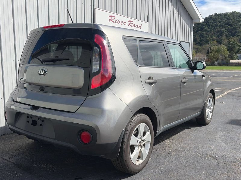 Used 2019 Kia Soul FWD image 8