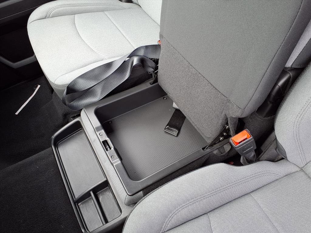 Used 2024 RAM 2500 Big Horn w/ Bed Utility Group image 21