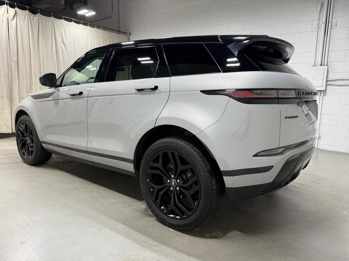 Used 2022 Land Rover Range Rover Evoque SE image 5